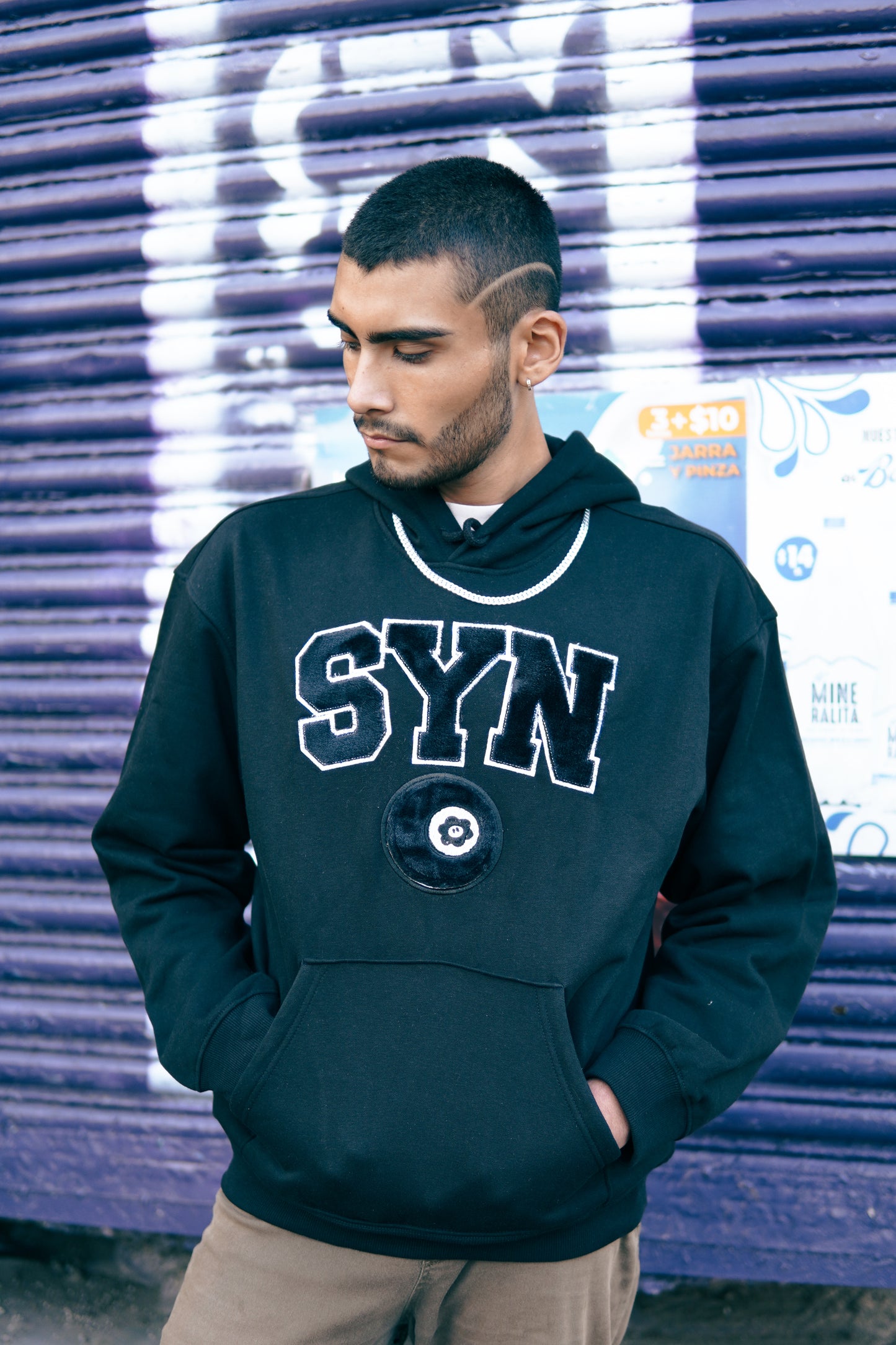 SYN LOGO HOODIE BLACK