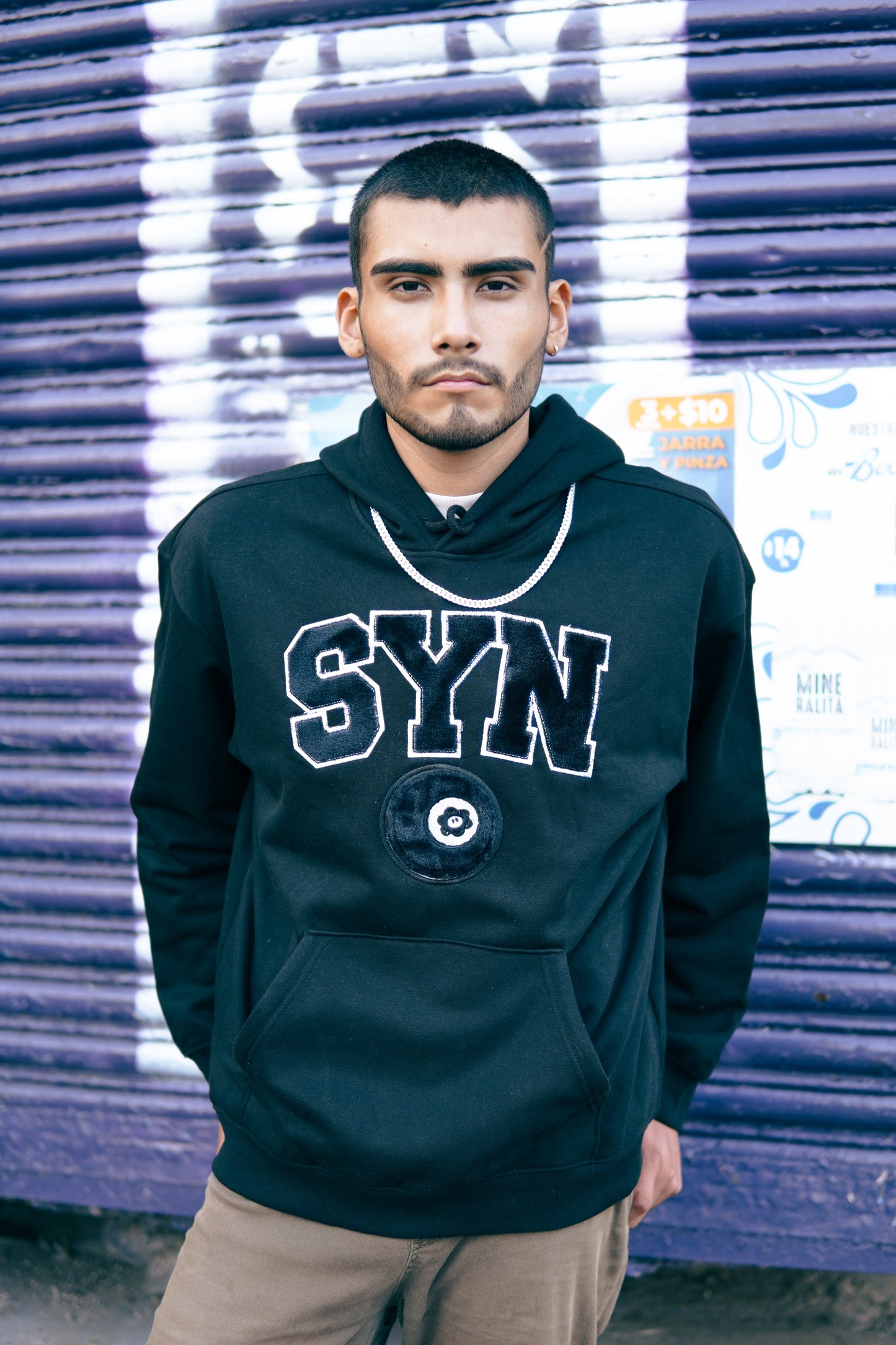 SYN LOGO HOODIE BLACK